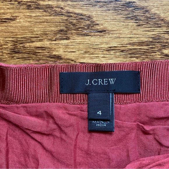J. Crew Swiss Dot Pom-Pom Skirt Size 4 Dusty pomegranate red color NICE! - Picture 3 of 7